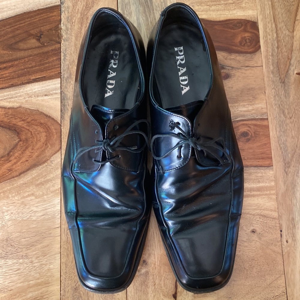Men’s Size 9 Black Leather Prada Dress Shoes
